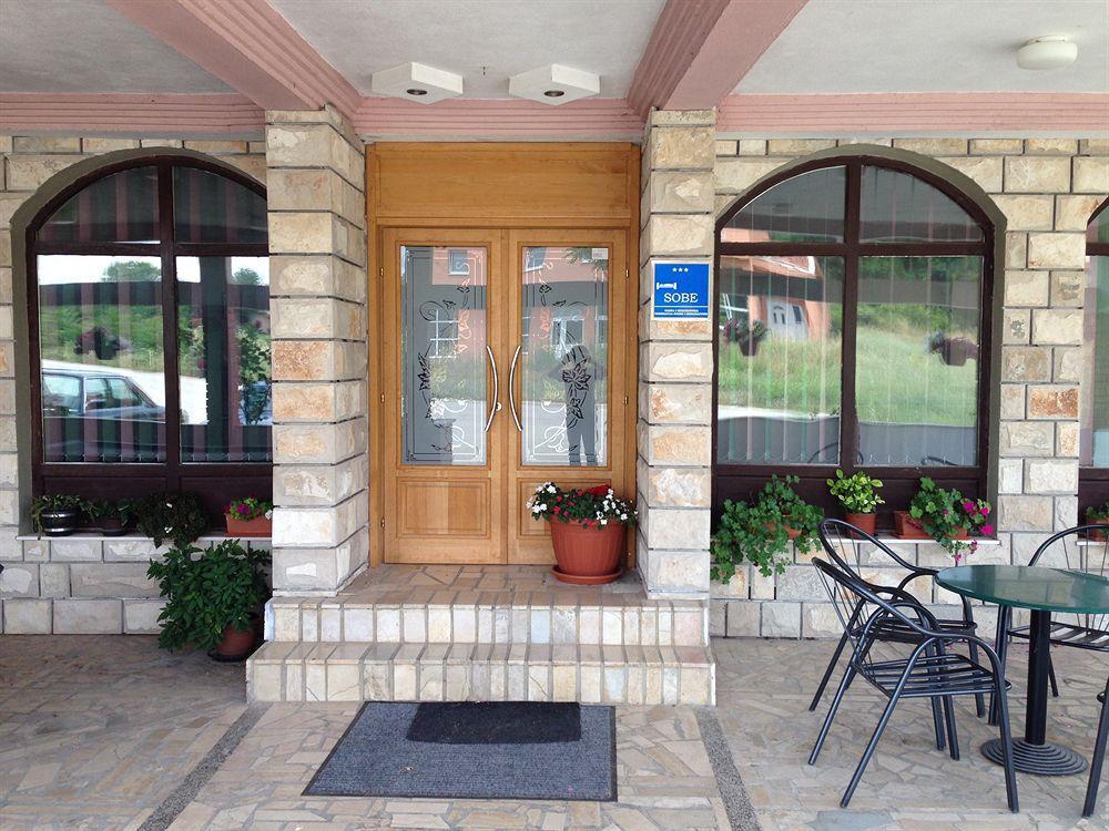 Pansion Rose Hotel Мостар Екстериор снимка