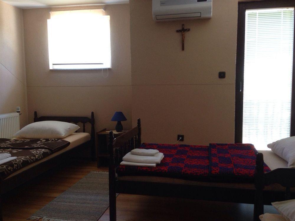 Pansion Rose Hotel Мостар Екстериор снимка