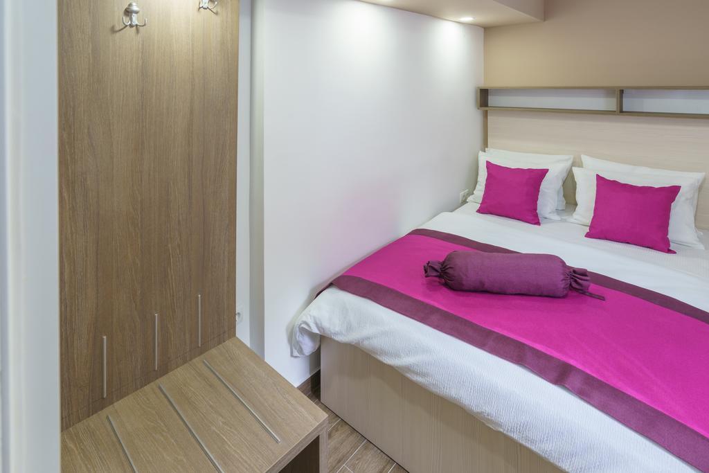 Pansion Rose Hotel Мостар Екстериор снимка